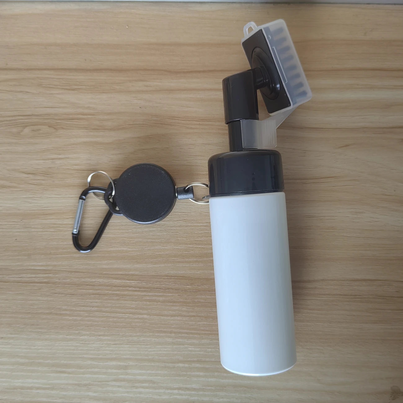 Golf Club Cleaning Brush - Portable and Spray Water Brush for Easy and Effective Cleaning